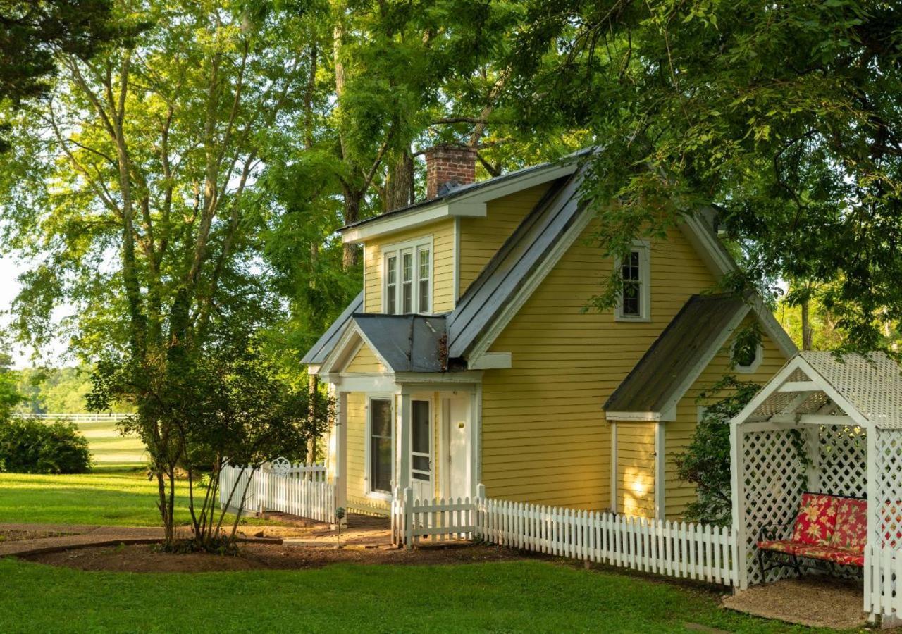 Prospect Hill Inn & Restaurant Zion Crossroads 외부 사진