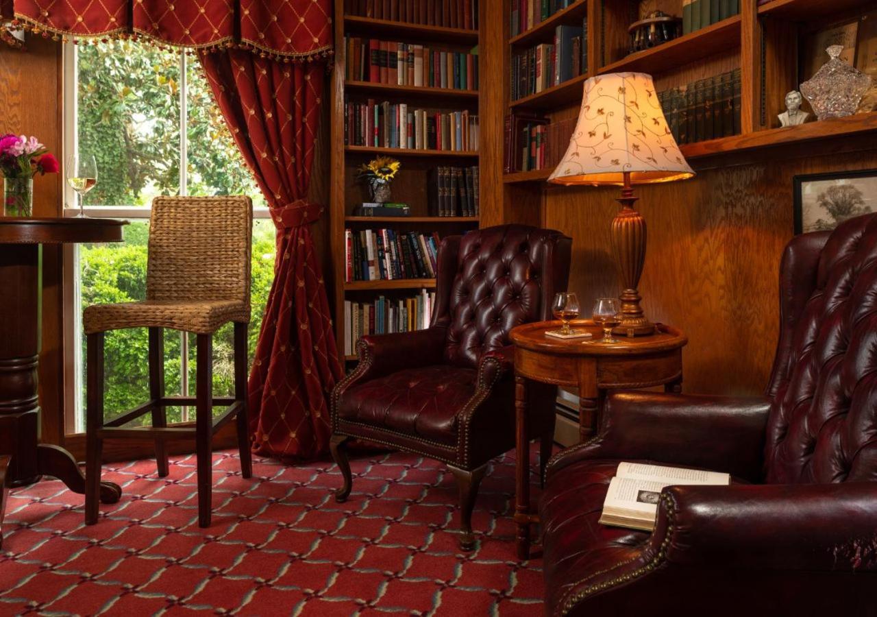 Prospect Hill Inn & Restaurant Zion Crossroads 외부 사진